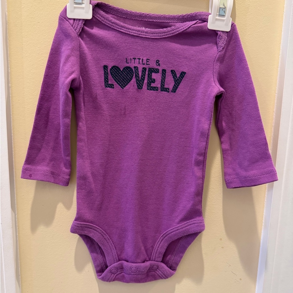 Carter's Baby Girls One Piece Bodysuit Size 3 Months